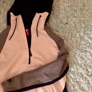 Nike color-block quarter zip